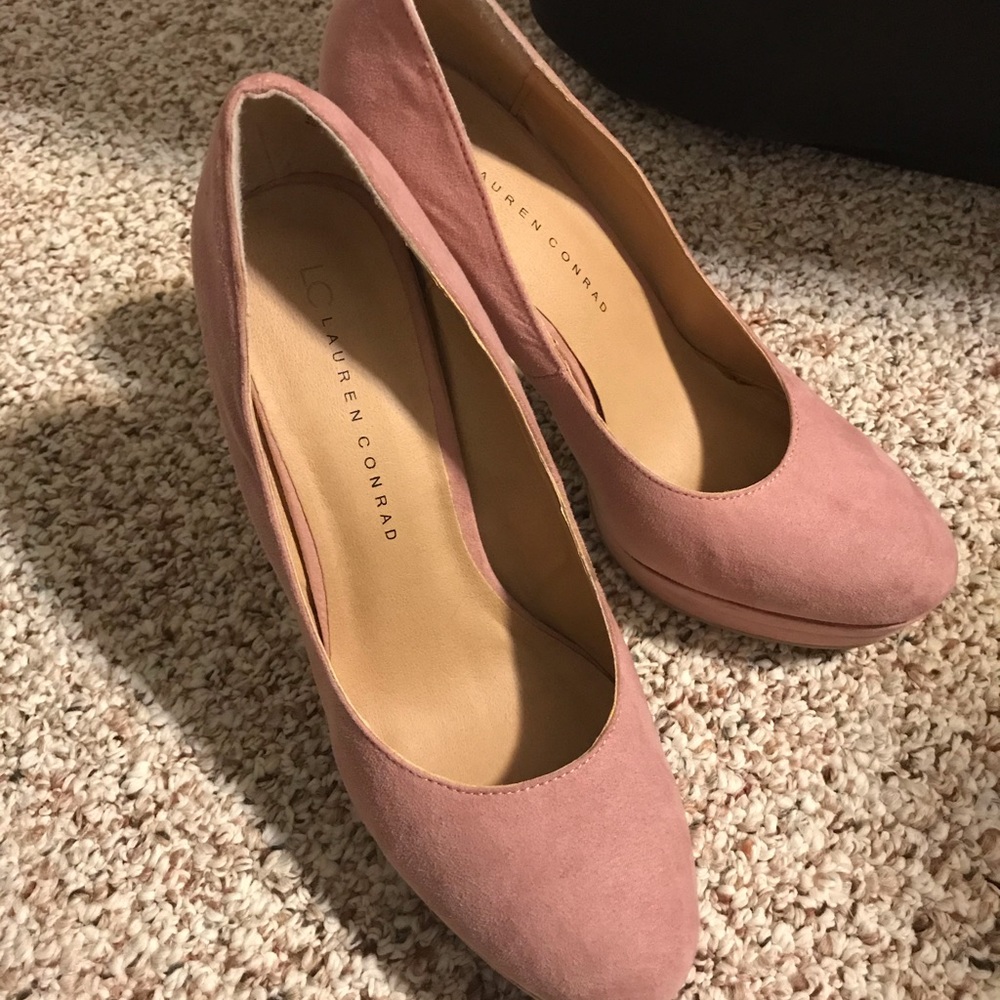 Platform Heels - Picture 3 of 7